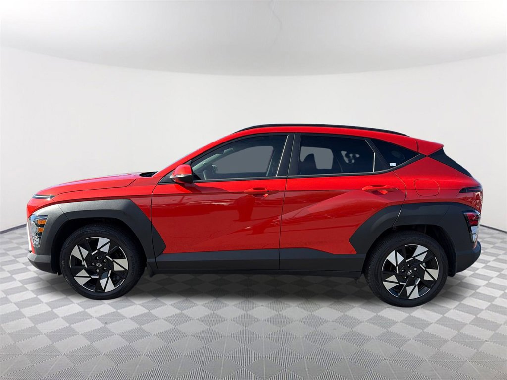 Used 2025 Hyundai Kona SEL image 8