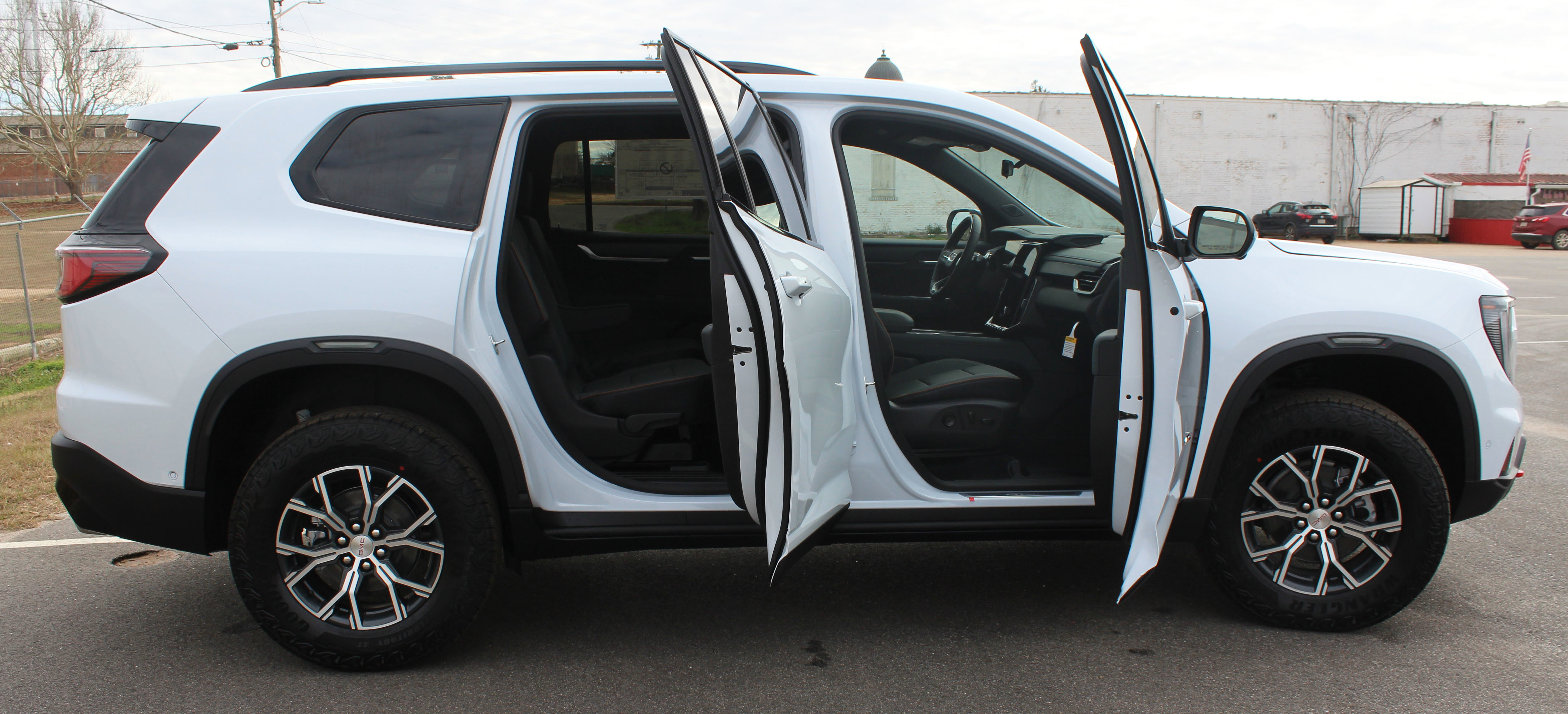 New 2026 GMC Acadia AT4 image 11
