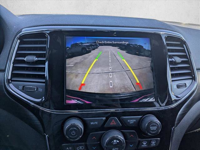 Used 2021 Jeep Grand Cherokee Laredo X image 14