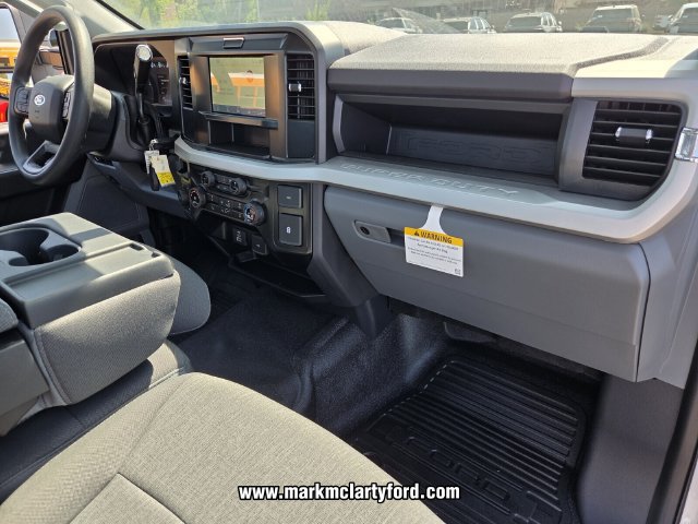 New 2026 Ford F250 XL w/ XL Chrome Package AWD/4WD image 11