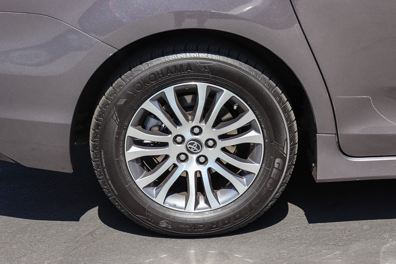 Certified 2019 Toyota Sienna XLE w/ XLE Navigation Package FWD image 9