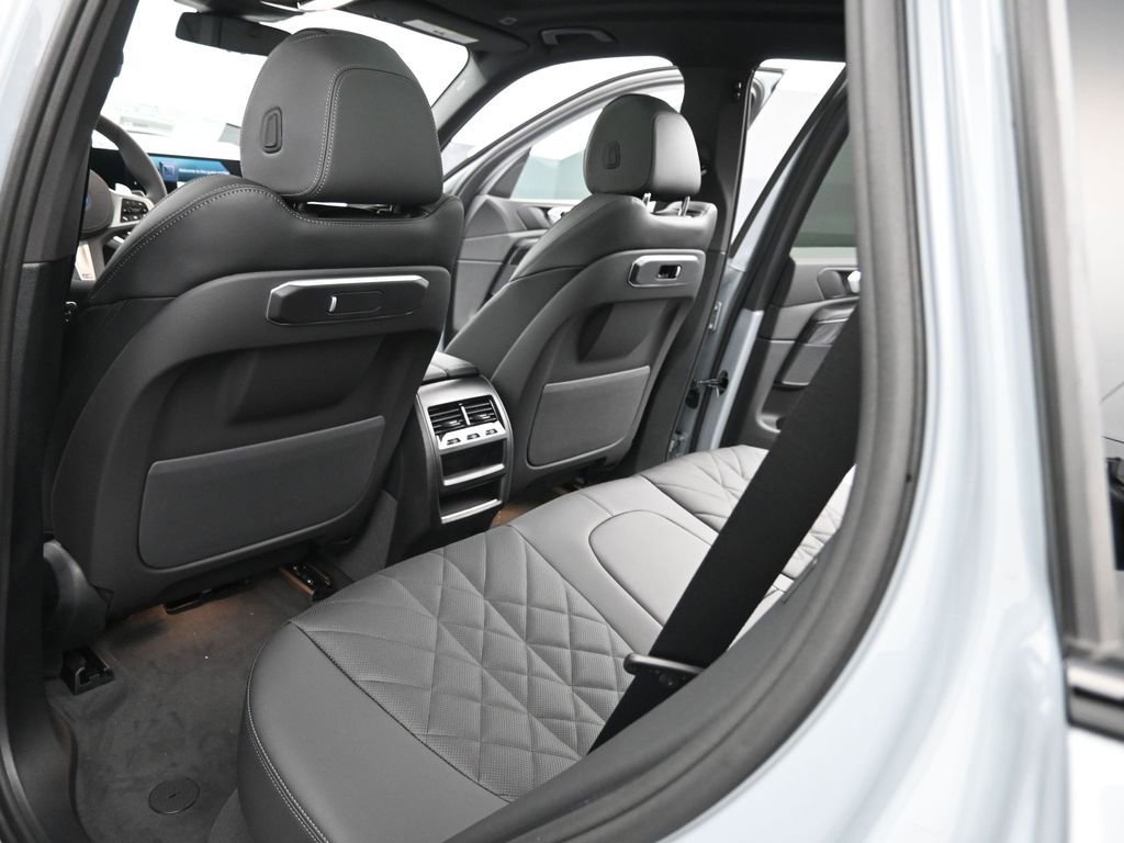 New 2026 BMW X5 xDrive50e AWD/4WD image 36
