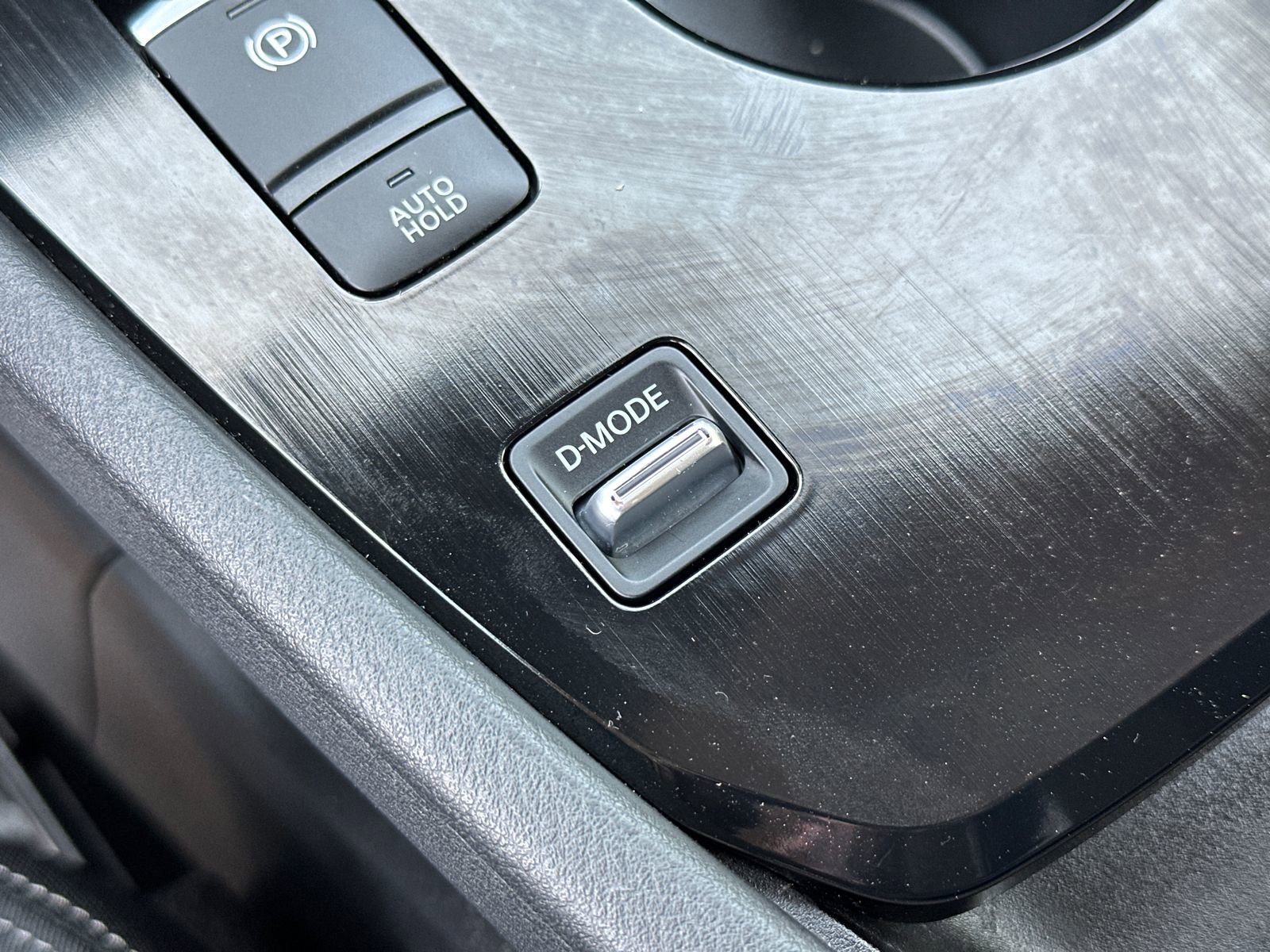 Used 2023 Nissan Rogue SV image 28