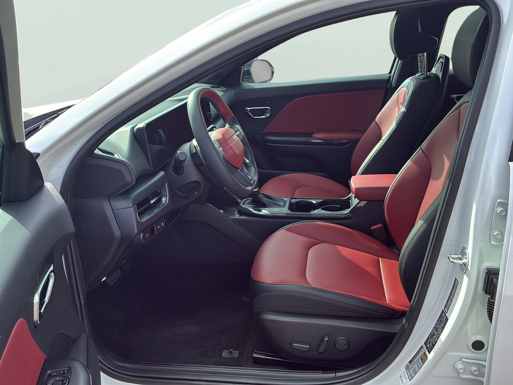 New 2026 Kia K4 GT-Line Turbo w/ GT-Line Sunroof Package FWD image 22