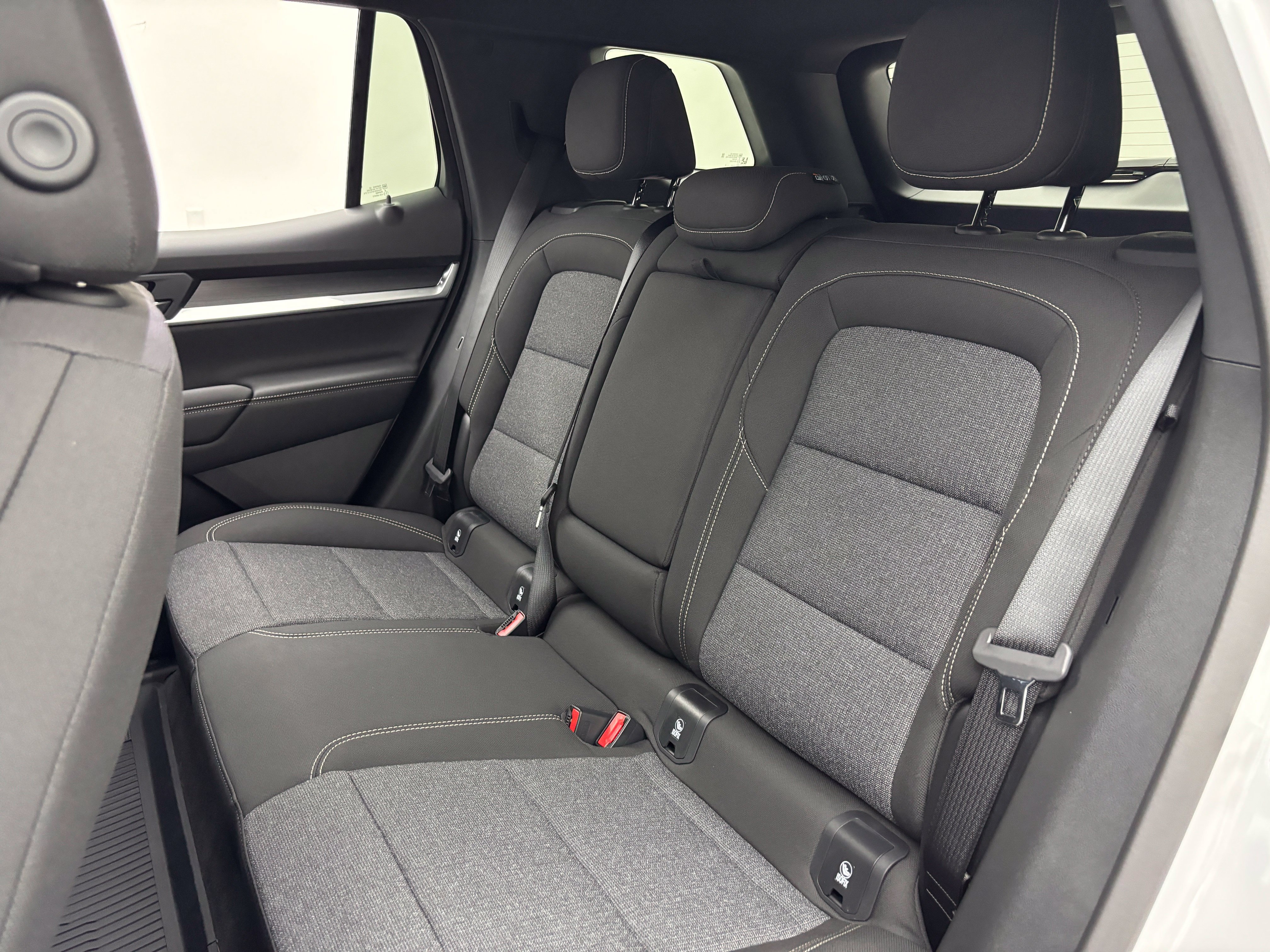 New 2027 GMC Terrain Elevation FWD image 36
