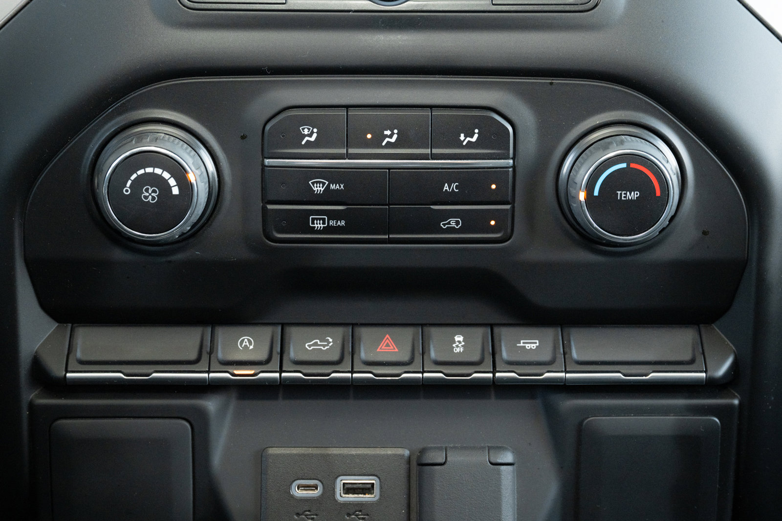 Used 2022 Chevrolet Silverado 1500 Custom image 31