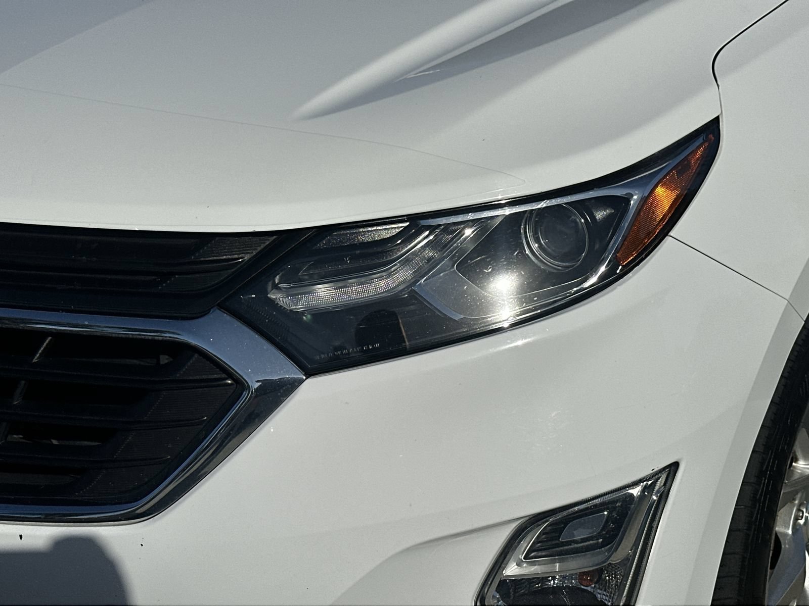 Used 2018 Chevrolet Equinox LT FWD image 11