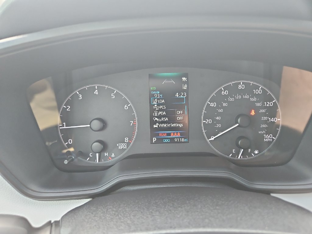 Certified 2025 Toyota Corolla SE FWD image 21