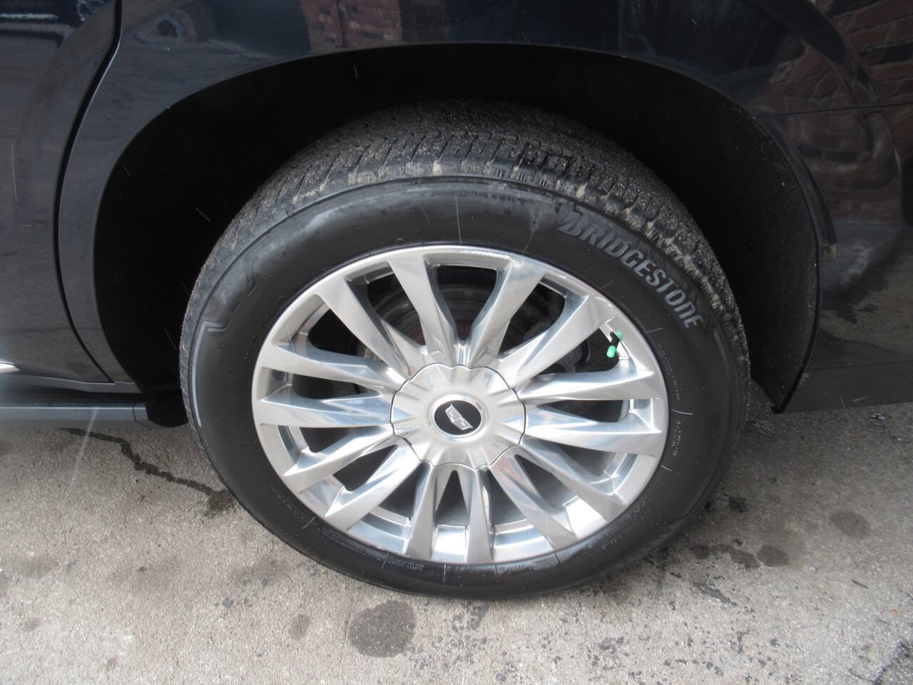 Used 2021 Cadillac Escalade Premium Luxury w/ Driver Assist Tech Package image 20