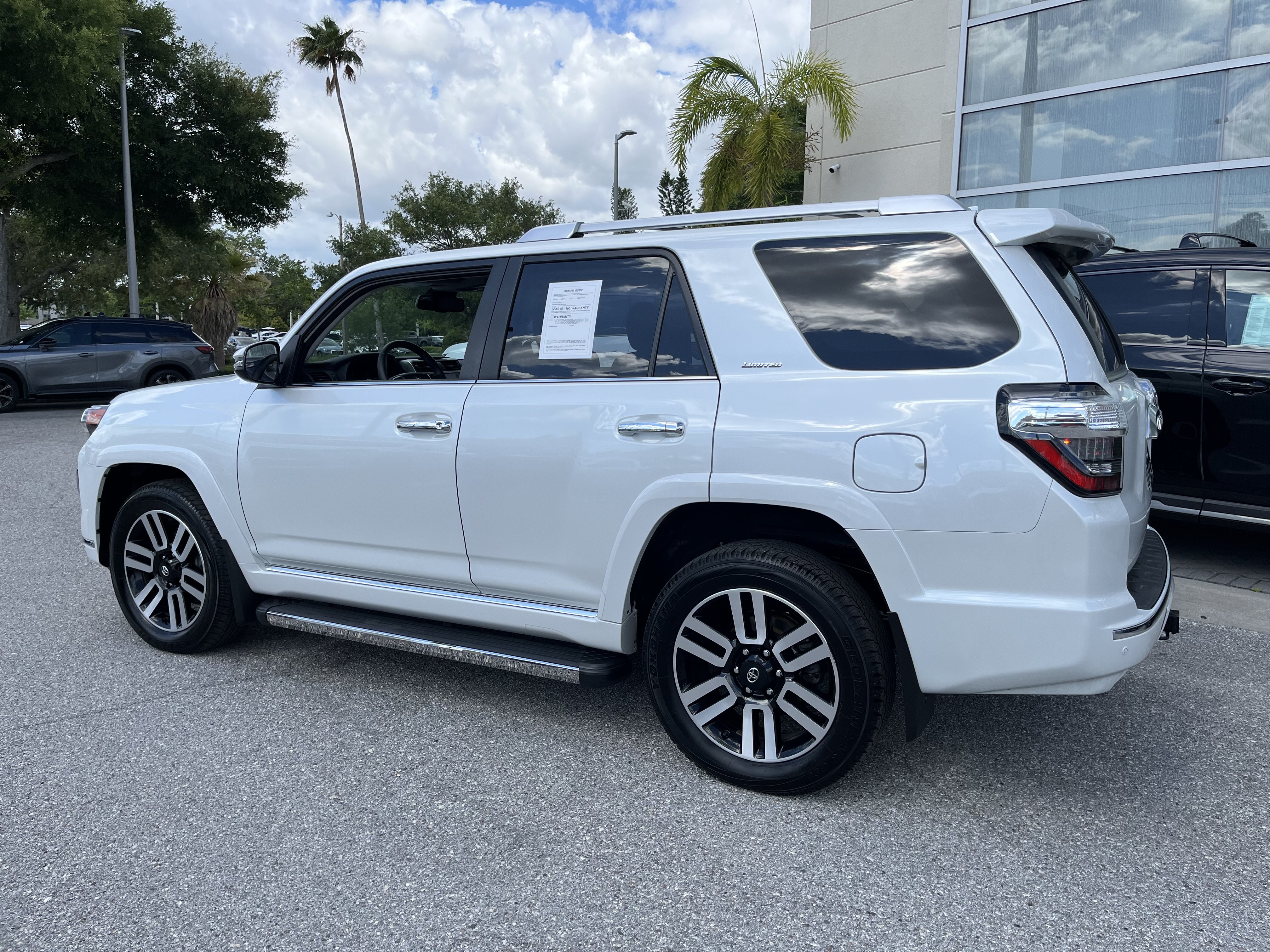 Used 2024 Toyota 4Runner Limited AWD/4WD image 7