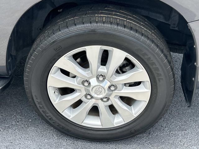 Used 2020 Toyota Sequoia Platinum AWD/4WD image 14