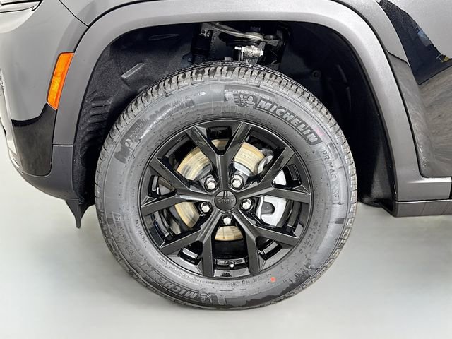 New 2026 Jeep Grand Cherokee Altitude image 33
