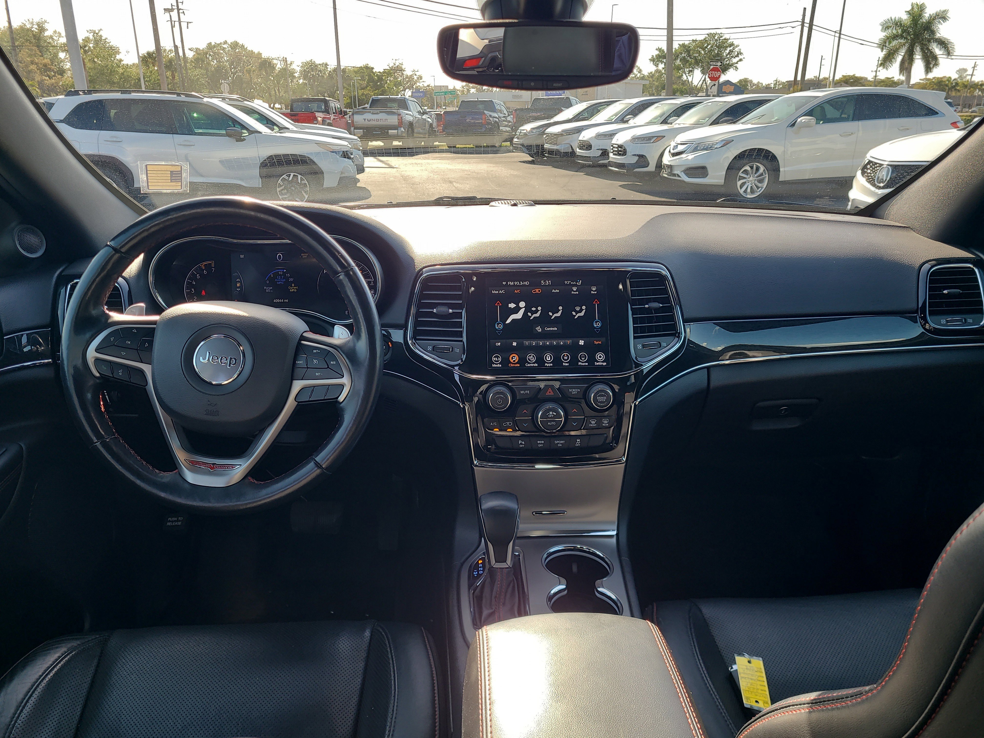 Used 2021 Jeep Grand Cherokee Trailhawk w/ Trailhawk Luxury Group AWD/4WD image 18