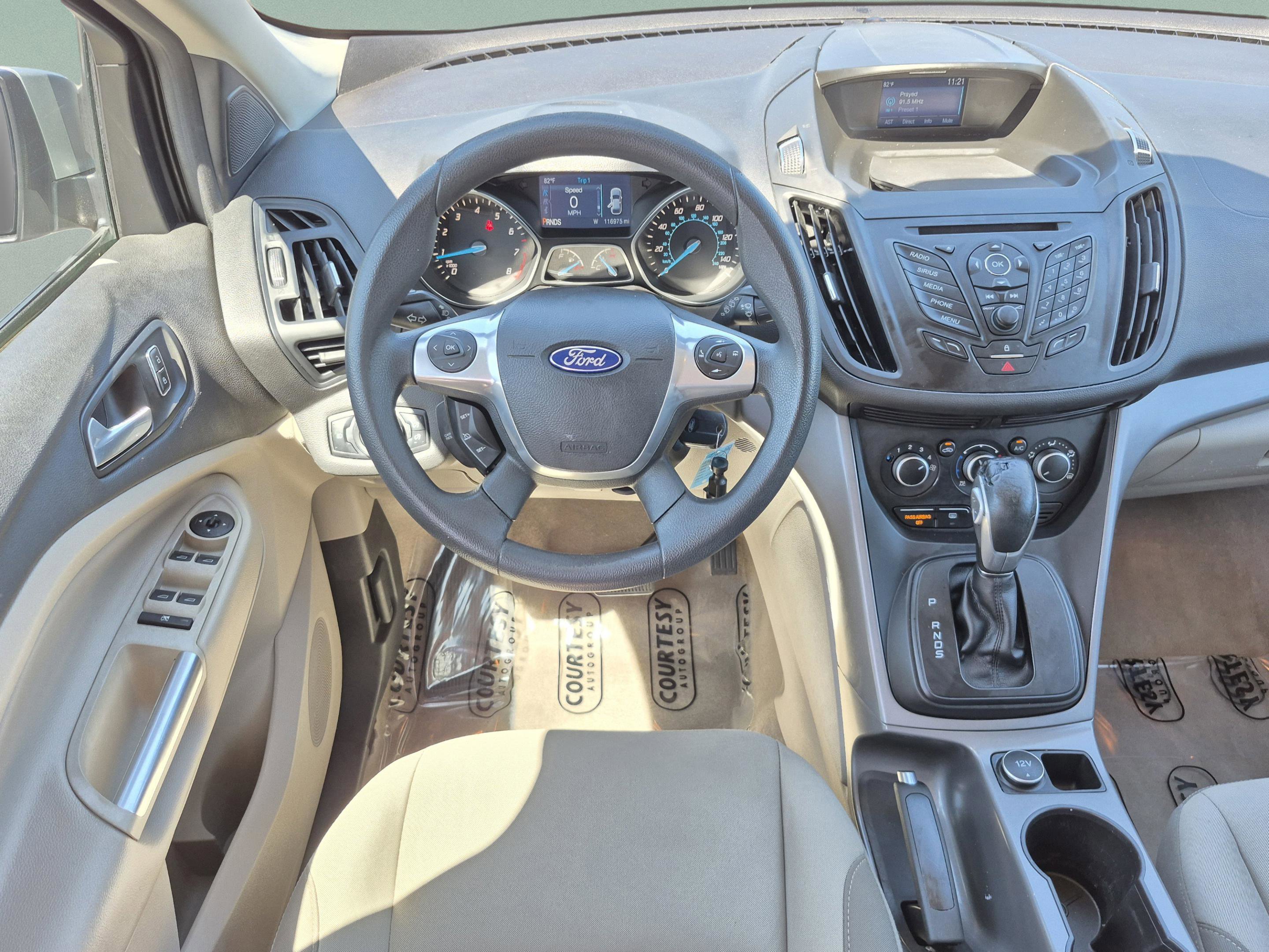 Used 2015 Ford Escape SE FWD image 11