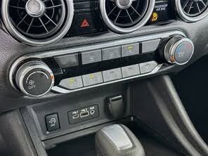 Used 2025 Nissan Sentra SV image 11