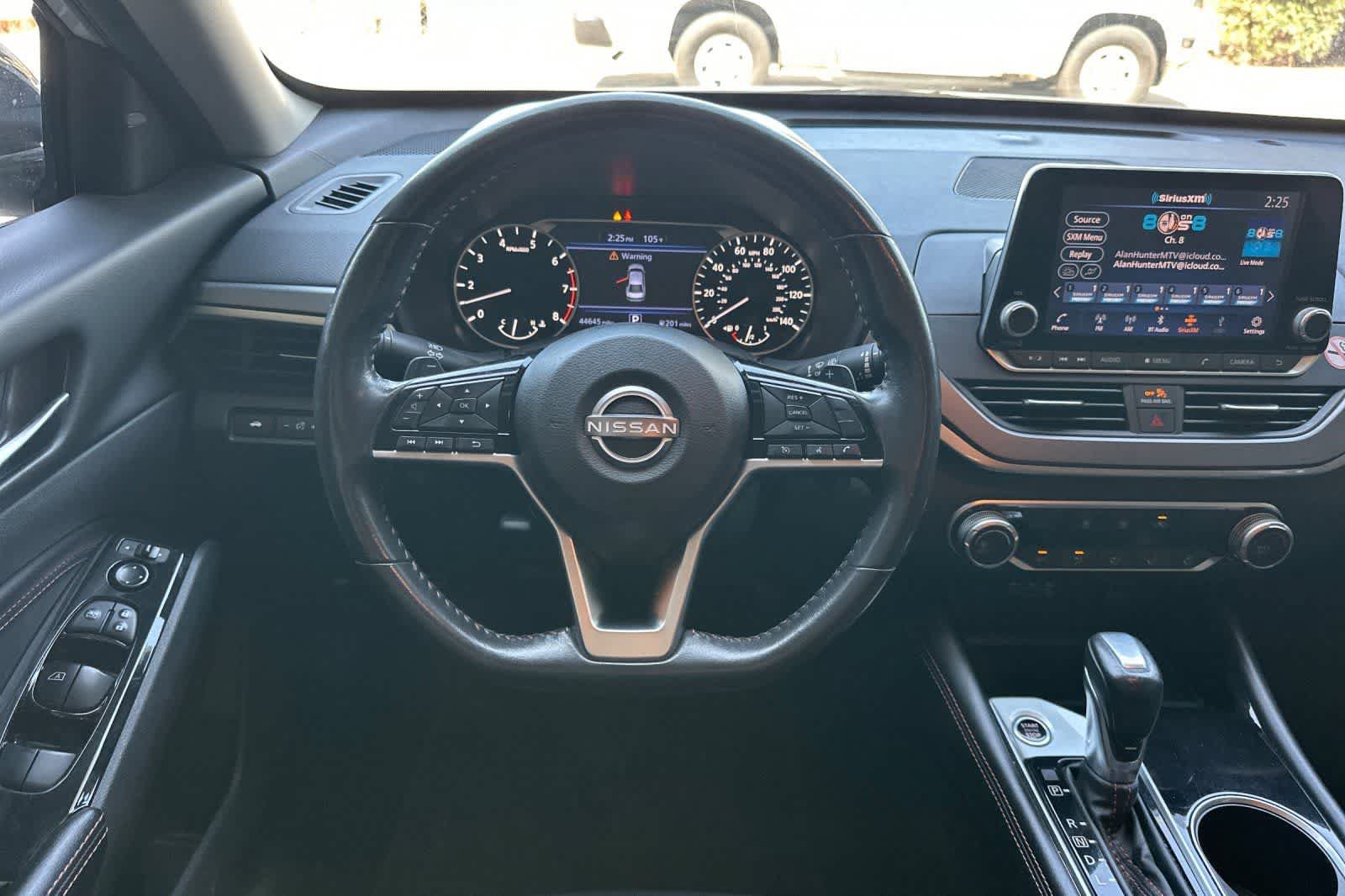 Used 2023 Nissan Altima 2.5 SR FWD image 16