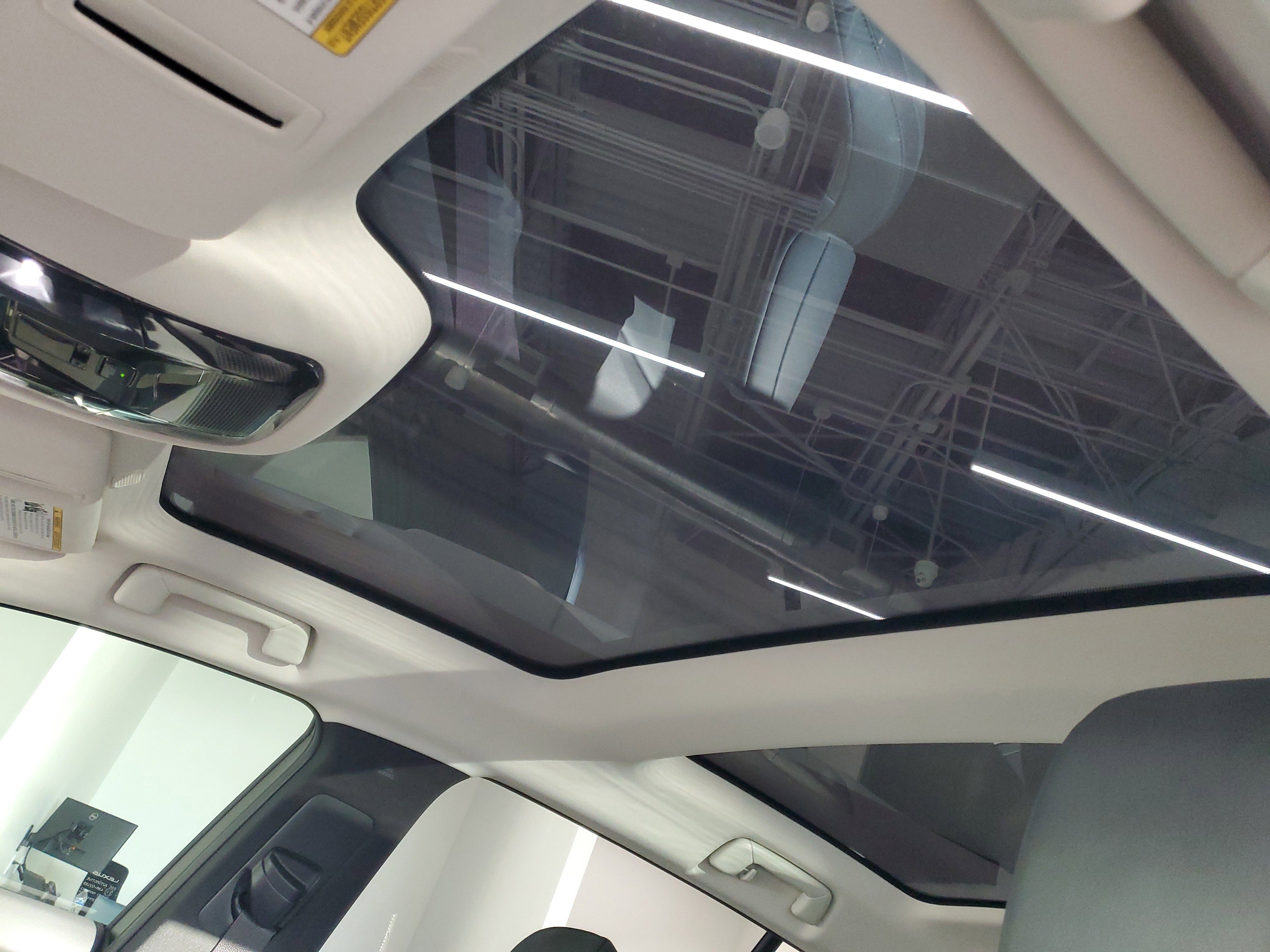 Used 2024 Lexus RZ 450e Premium image 15