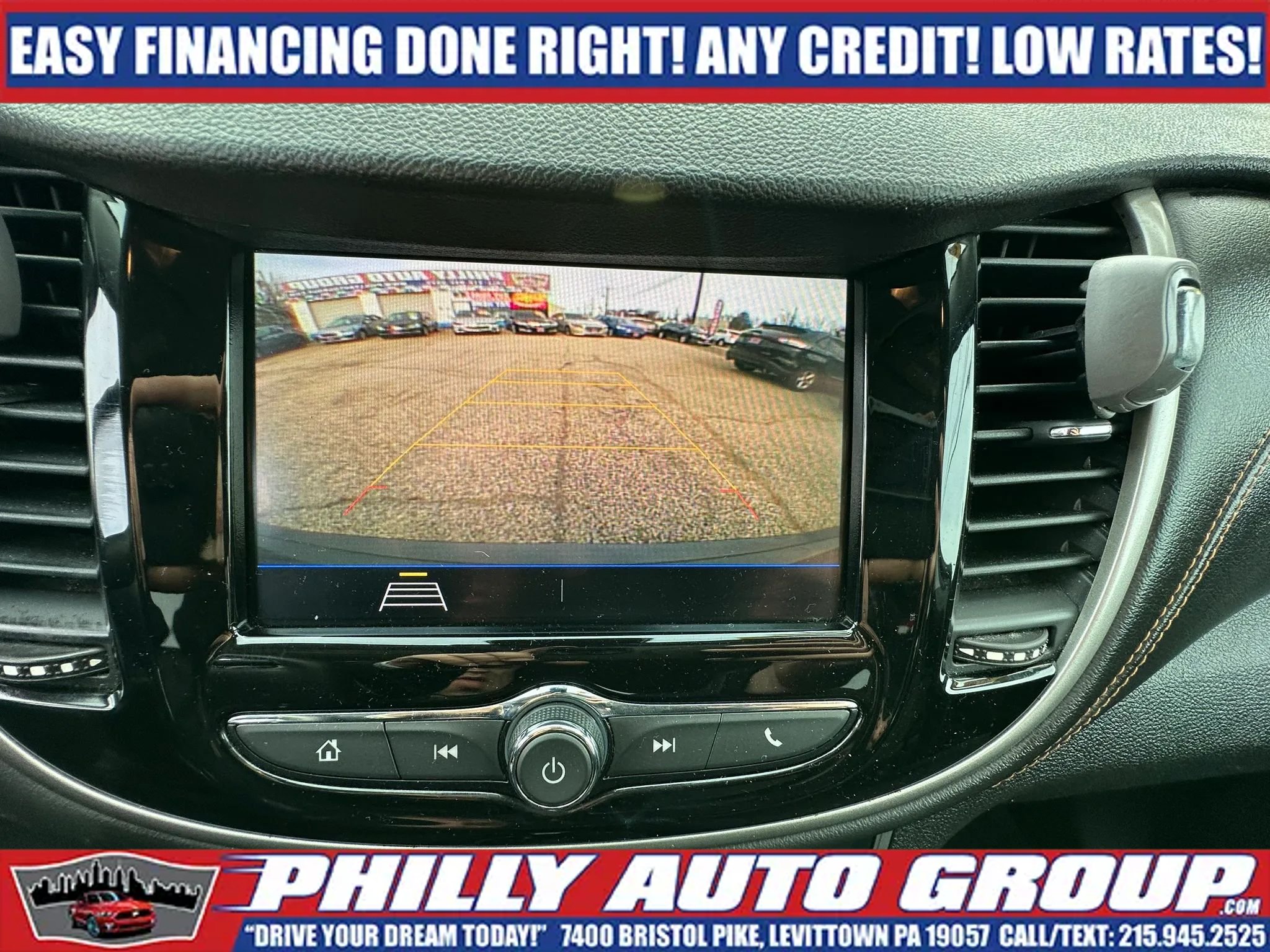 Used 2020 Chevrolet Trax LT AWD/4WD image 20