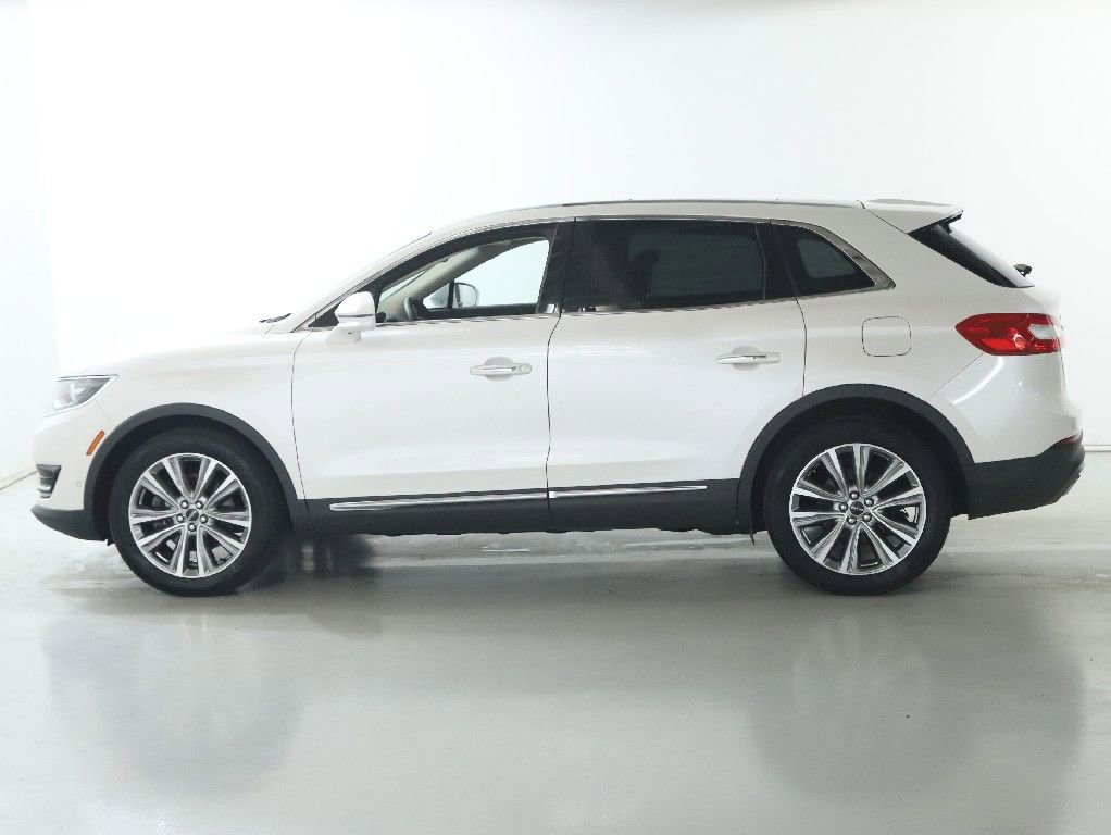 Used 2017 Lincoln MKX Reserve w/ Driver Assistance Package AWD/4WD image 40