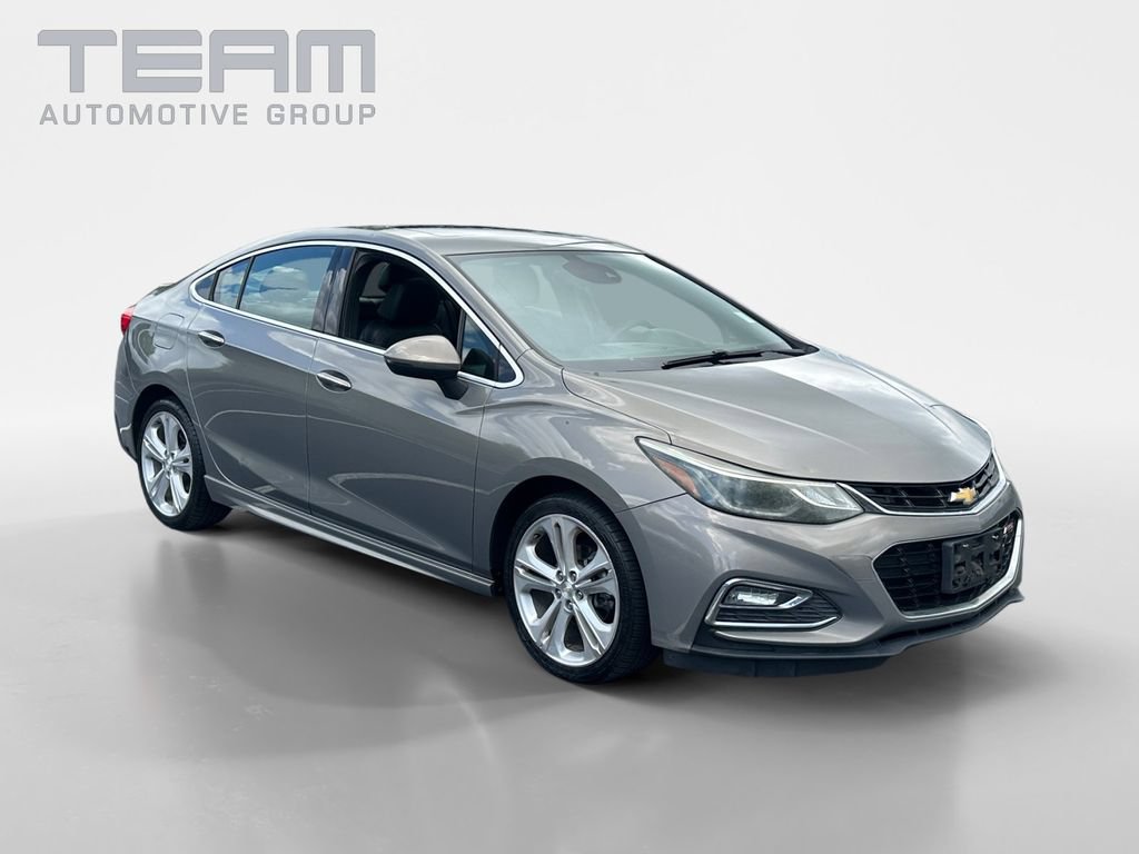 Used 2017 Chevrolet Cruze Premier FWD image 1