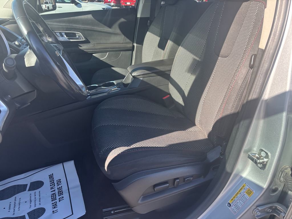 Used 2016 Chevrolet Equinox LT w/ Convenience Package image 14