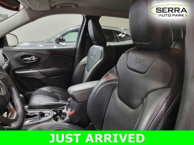 Used 2019 Jeep Cherokee Limited image 13