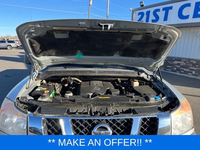 Used 2015 Nissan Titan S AWD/4WD image 23