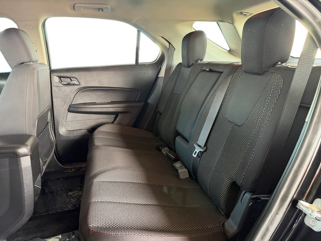 Used 2017 Chevrolet Equinox LS AWD/4WD image 16