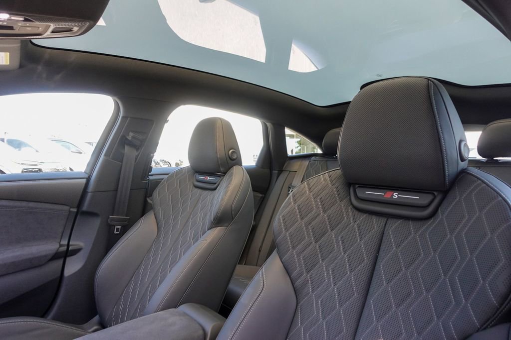 New 2025 Audi S6 e-tron Premium Plus image 20