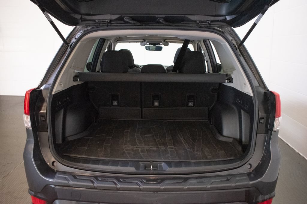 Used 2020 Subaru Forester Premium AWD/4WD image 24