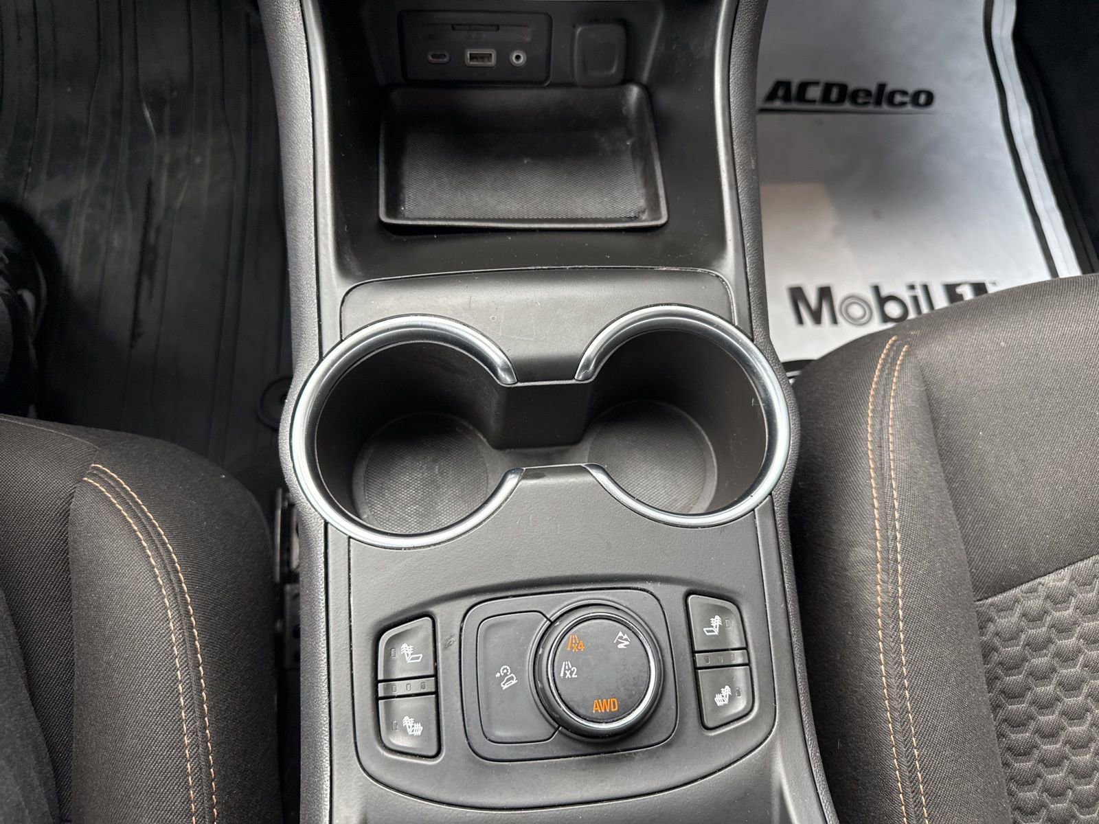 Used 2018 GMC Terrain SLE w/ Driver Convenience Package image 27