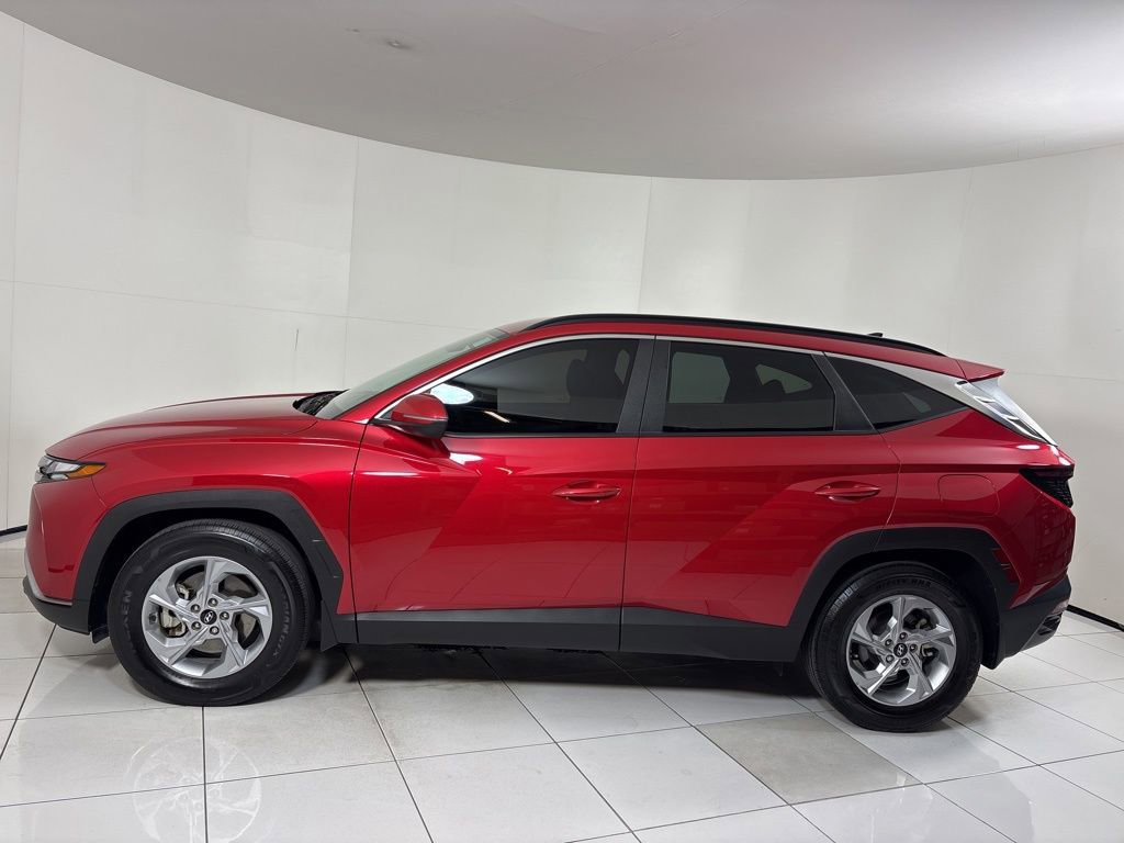 Used 2023 Hyundai Tucson SEL image 2