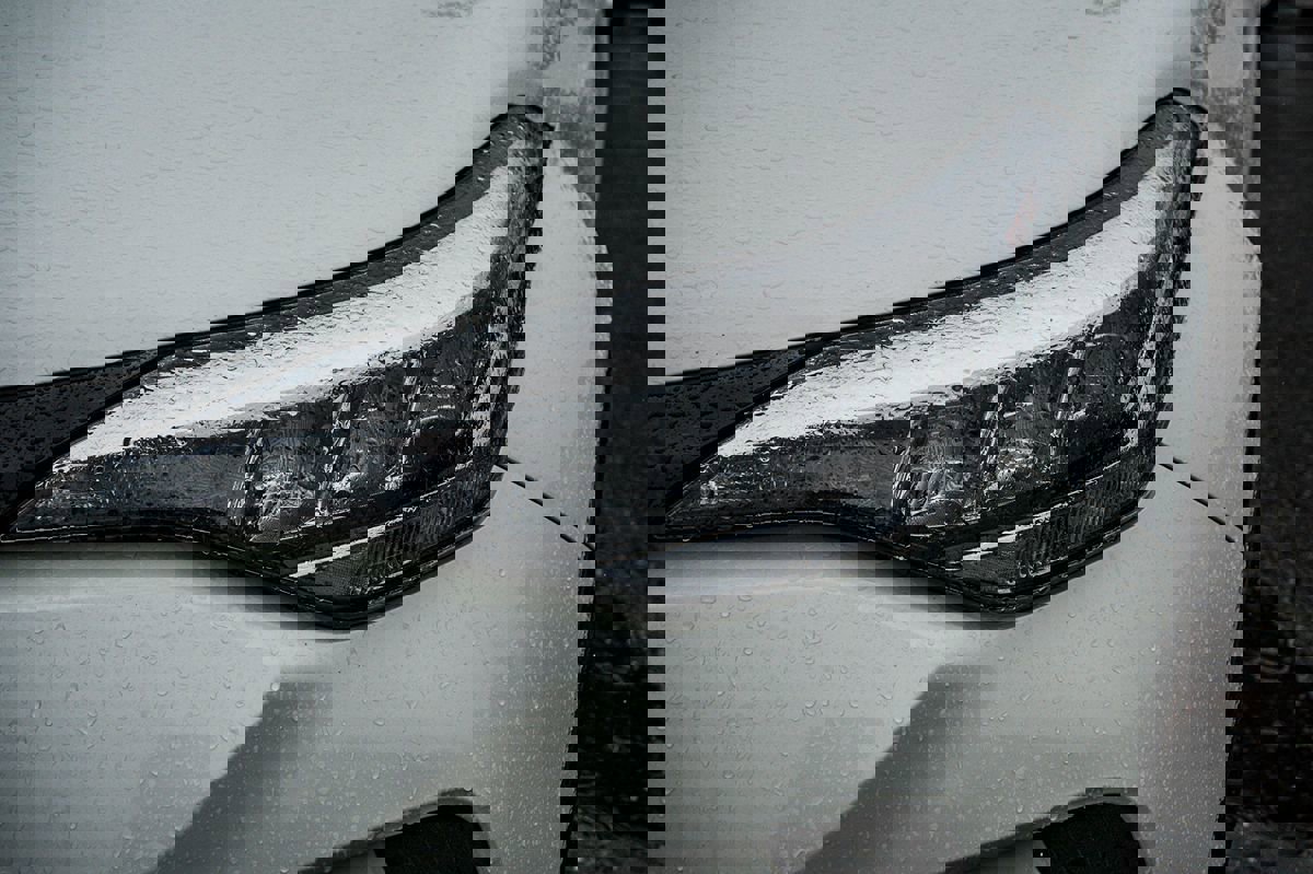 Used 2021 Toyota C-HR XLE image 7