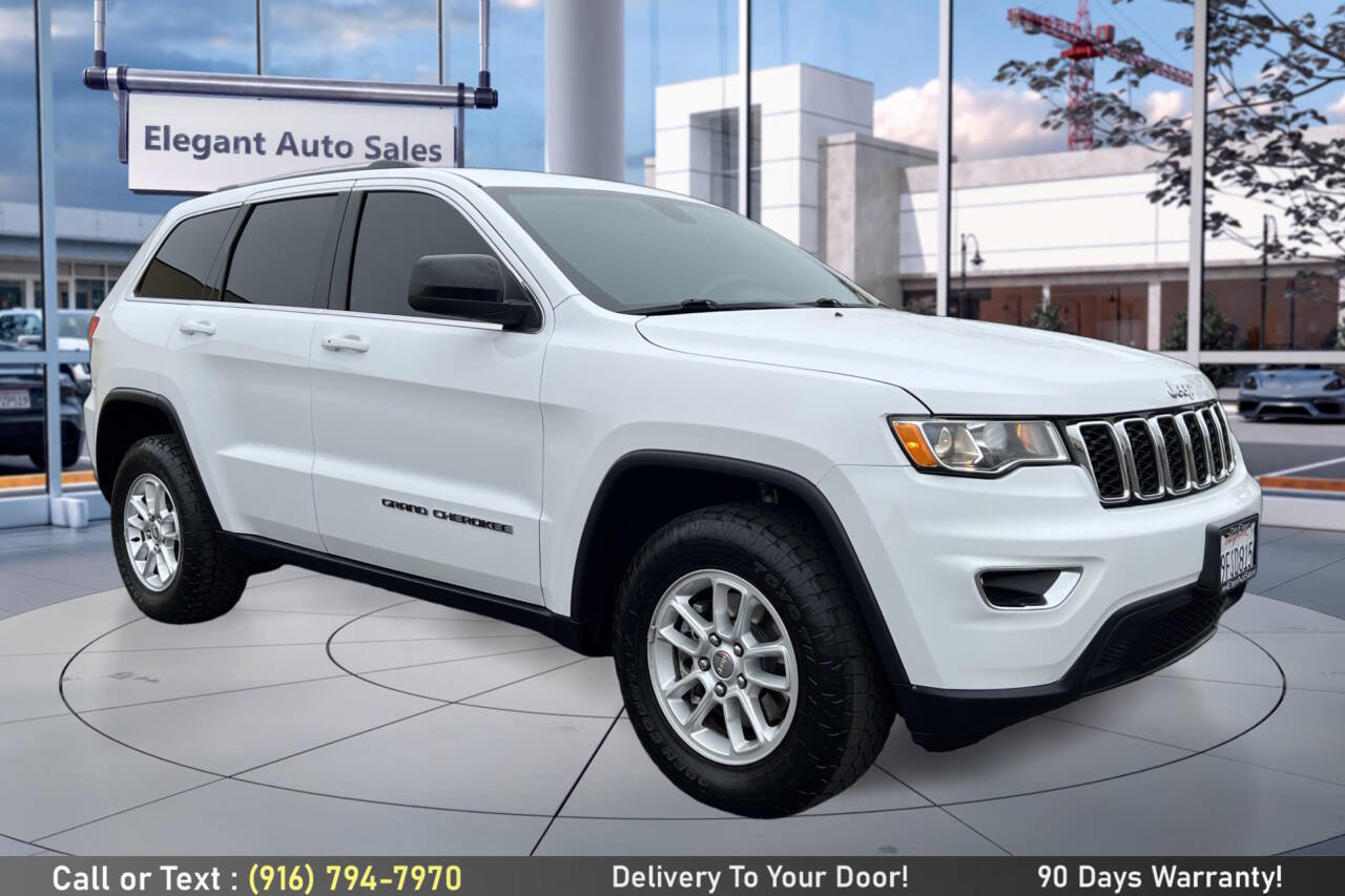 Used 2019 Jeep Grand Cherokee Laredo w/ Security & Convenience Group AWD/4WD image 4
