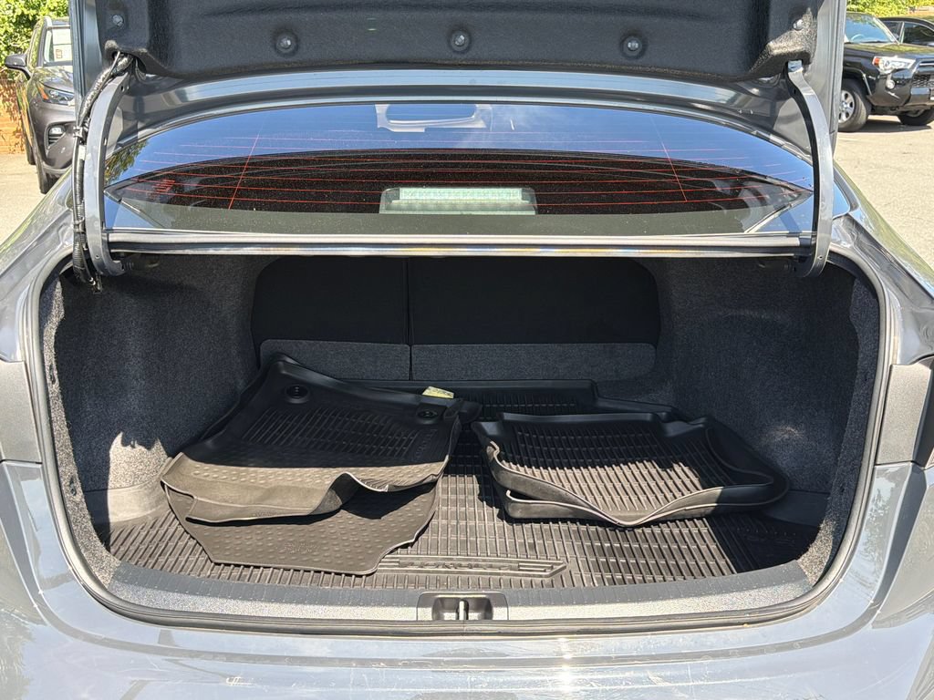 Used 2025 Toyota Corolla SE FWD image 6