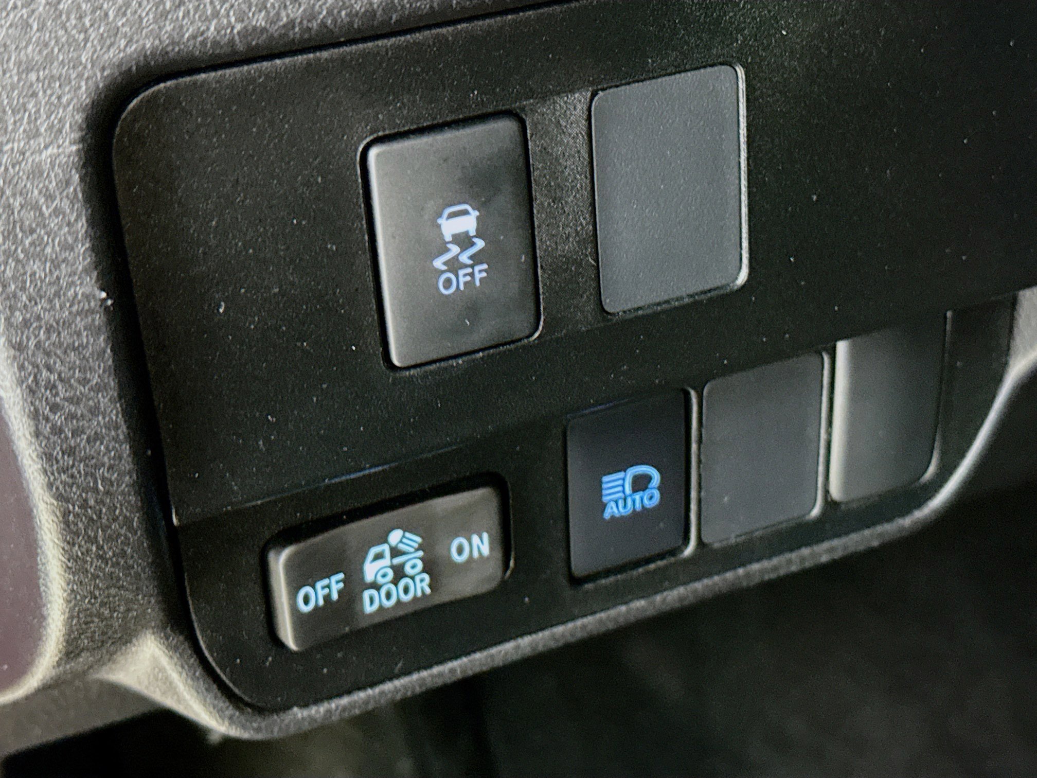 Used 2022 Toyota Tacoma SR5 image 9