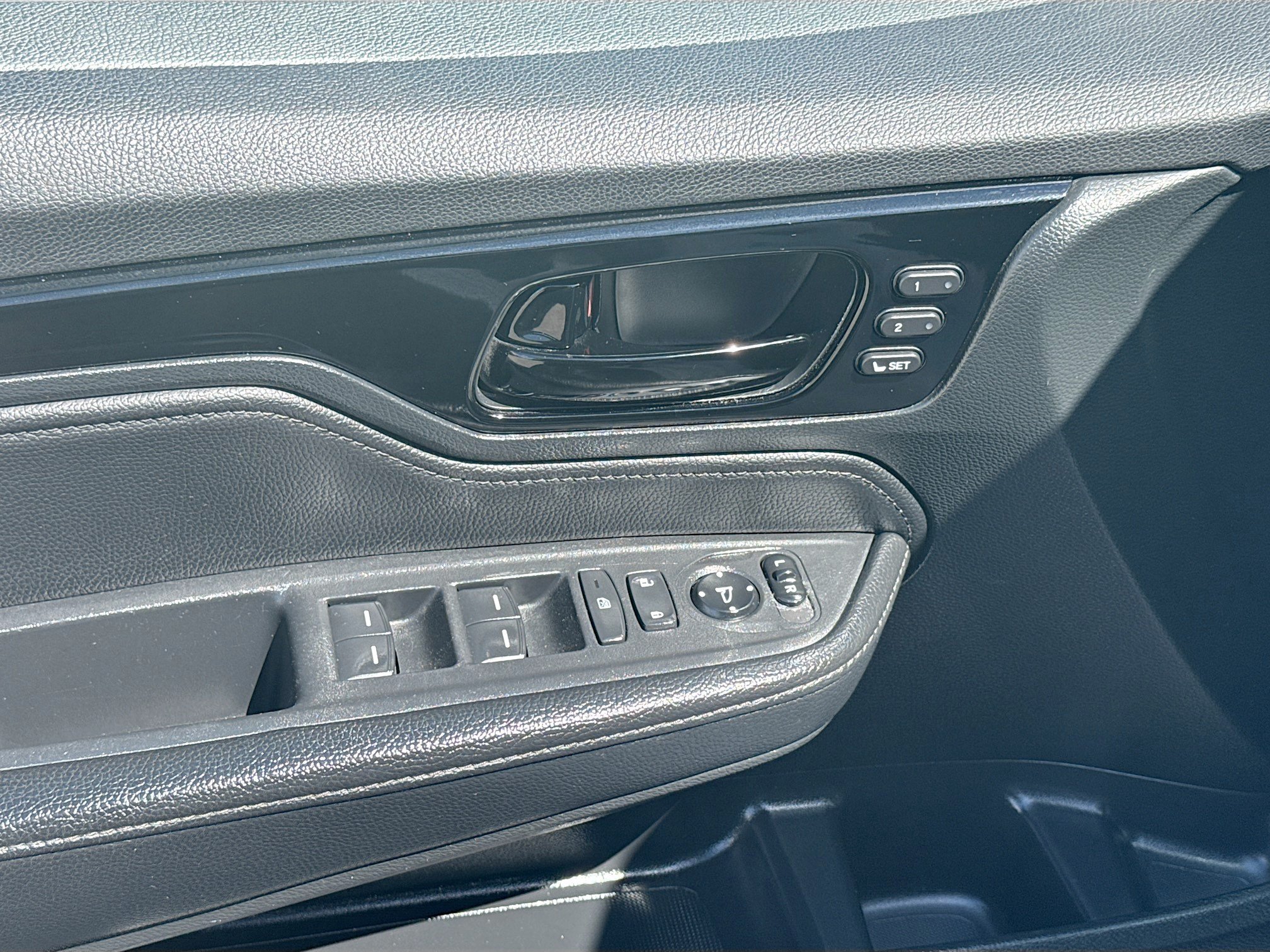 Used 2024 Honda Odyssey Touring image 17
