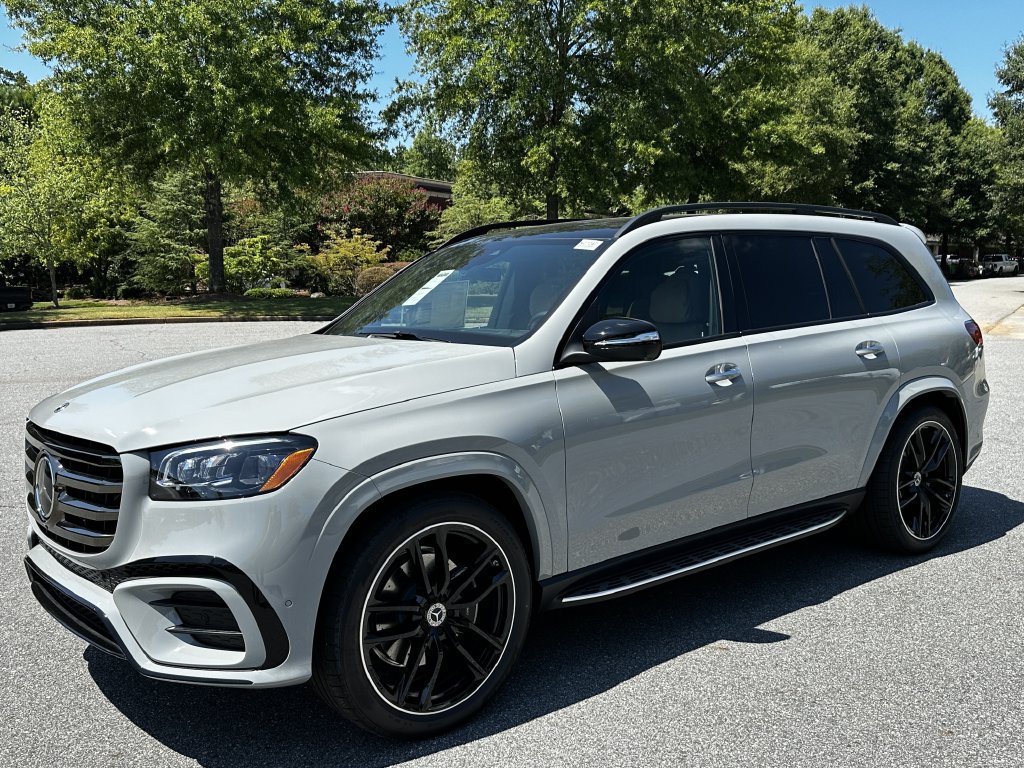 New 2026 Mercedes-Benz GLS 450 4MATIC image 4