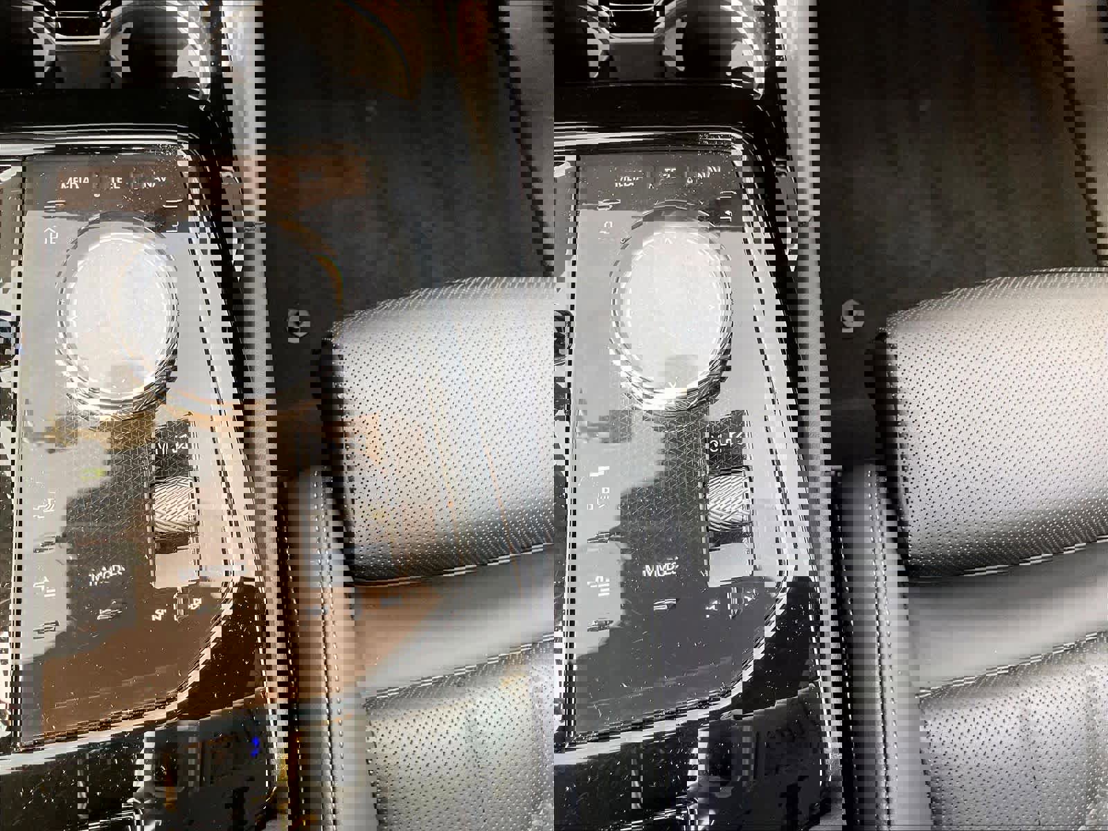 Used 2024 BMW 530i image 35