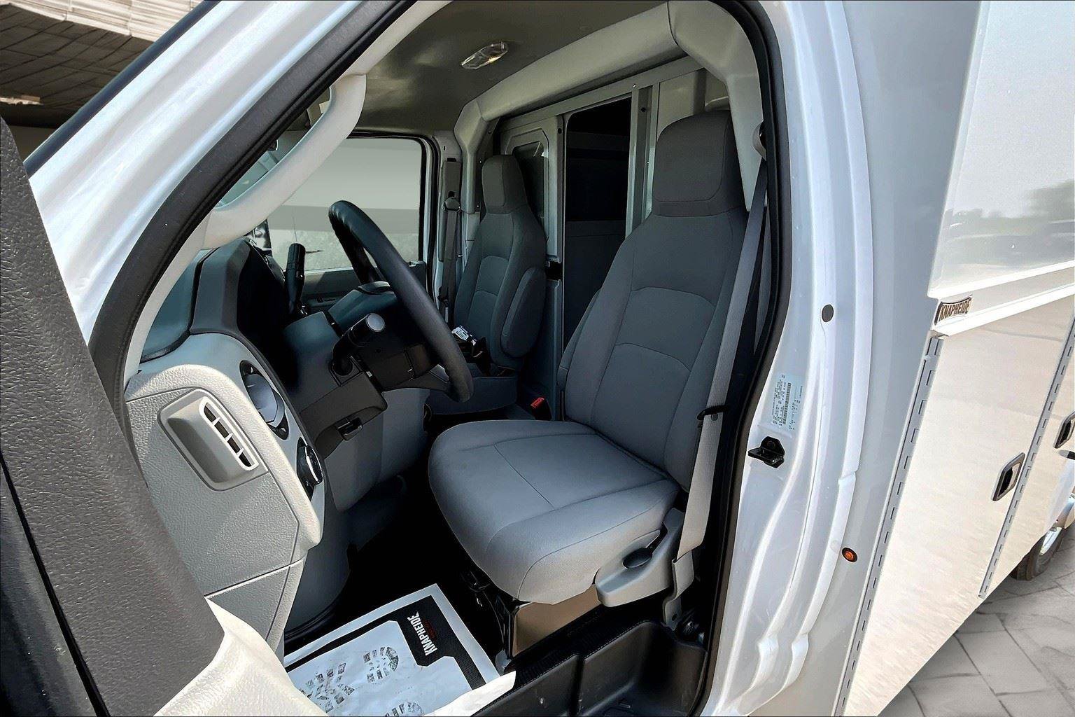 New 2025 Ford E-350 and Econoline 350 Super Duty w/ Power Equipment Group RWD image 9