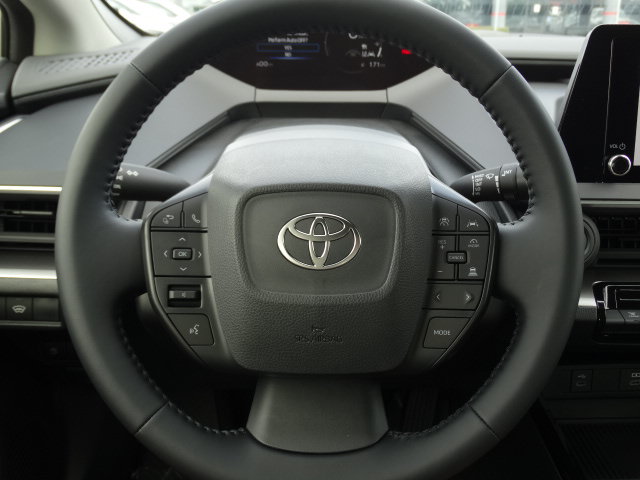 New 2026 Toyota Prius LE FWD image 16