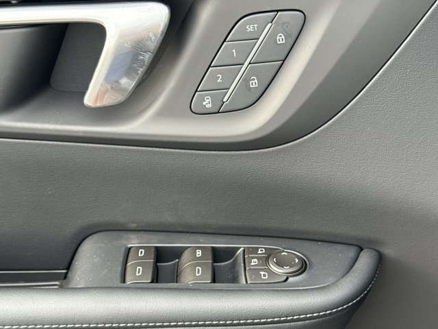 New 2026 Buick Enclave Preferred w/ Power Package FWD image 16