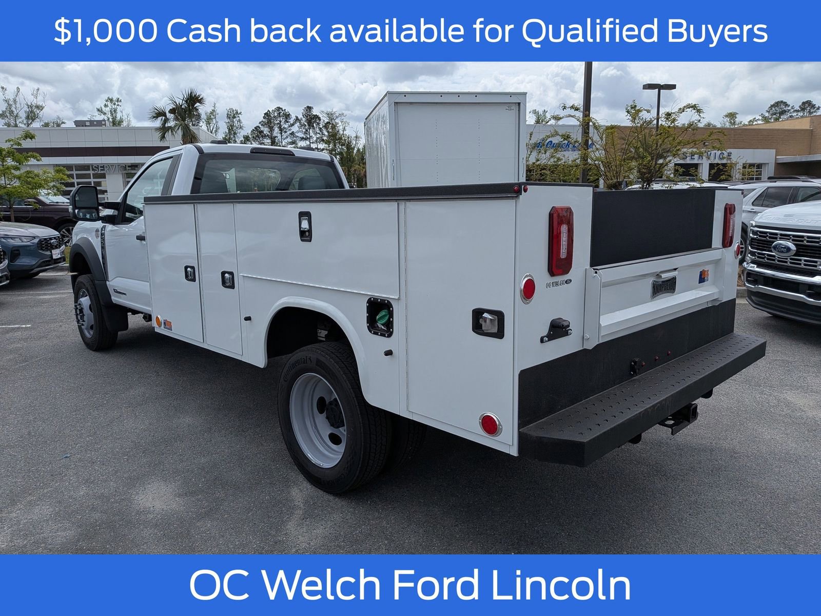 New 2026 Ford F550 4x4 Regular Cab Super Duty w/ XL Chrome Package image 4