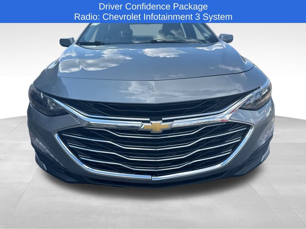 Used 2023 Chevrolet Malibu LT w/ Driver Confidence Package image 2