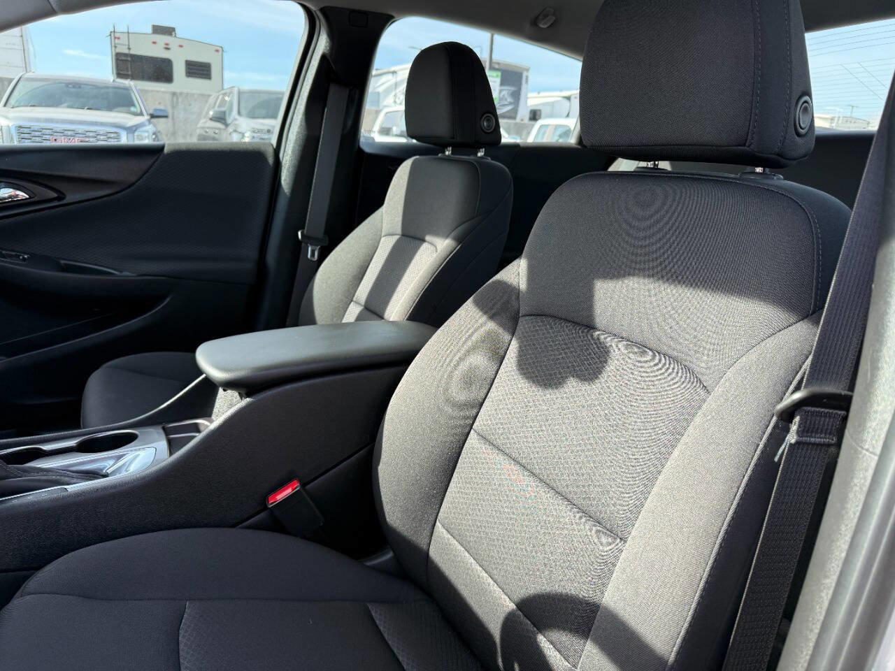 Used 2019 Chevrolet Malibu LS image 16