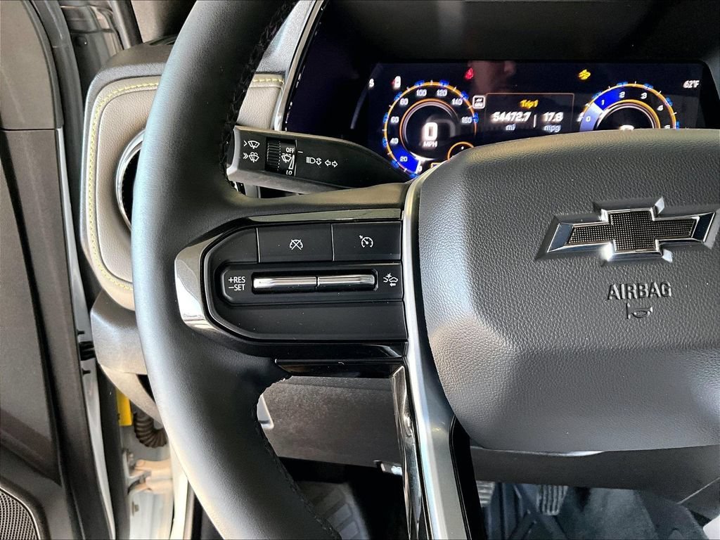 Used 2023 Chevrolet Colorado ZR2 w/ ZR2 Convenience Package III AWD/4WD image 23