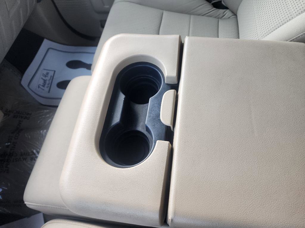 Used 2010 Ford F250 XLT image 17