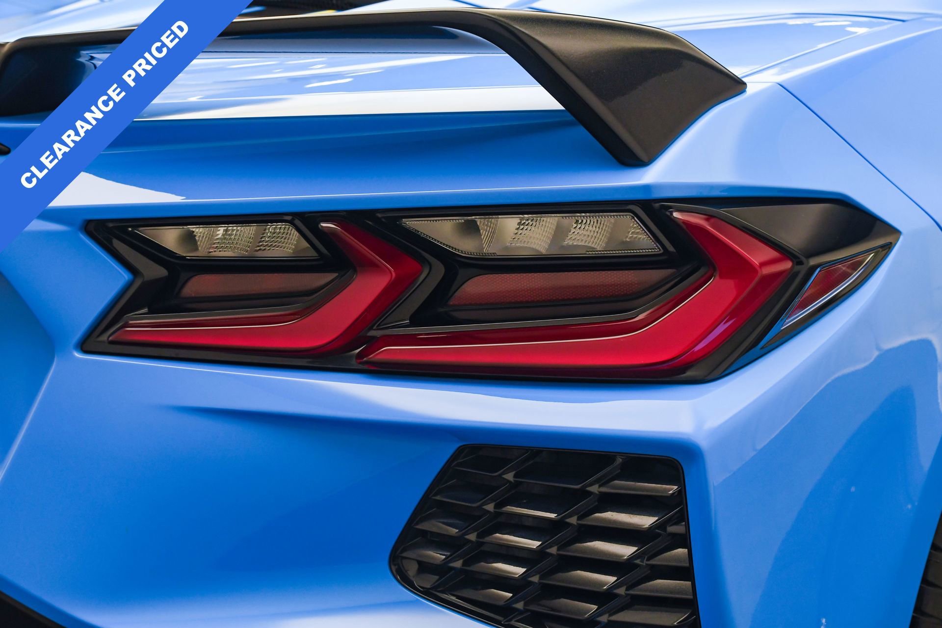 Used 2023 Chevrolet Corvette Stingray Premium Conv w/ Z51 Performance Package image 23