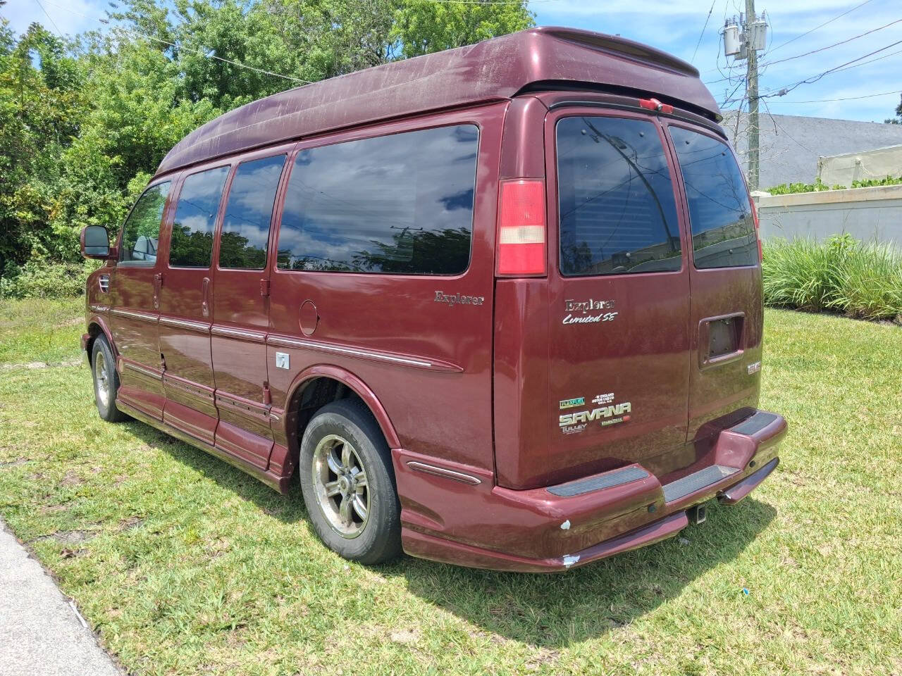 Used 2010 GMC Savana 1500 AWD w/ Preferred Equipment Group image 5