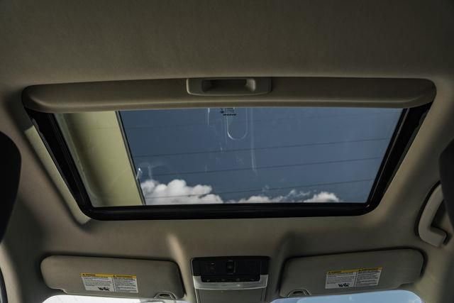 Used 2023 Nissan Altima 2.5 SV w/ SV Premium Package image 2